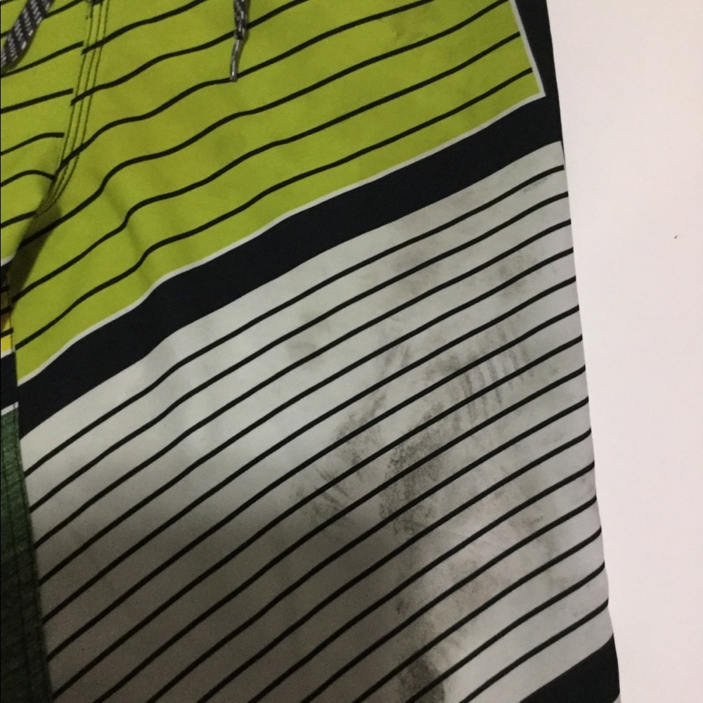 Quicksilver short - Picture 3 of 4
